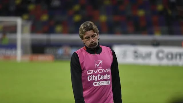 Gabriel Heinze habló de los silvidos tras la derrota de Newell's ante Godoy Cruz.