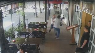 Inspectores de seguridad urbana fueron golpeados. Además comerciantes locales fueron agredidos