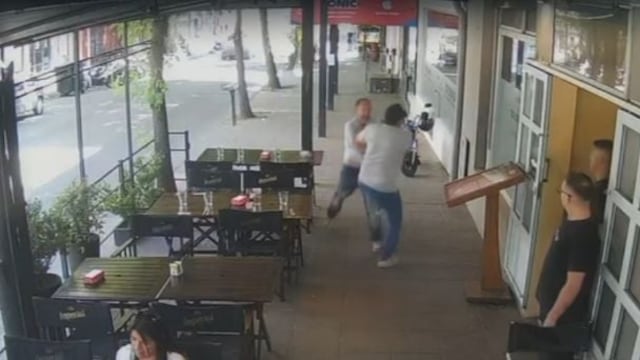 Inspectores de seguridad urbana fueron golpeados. Además comerciantes locales fueron agredidos