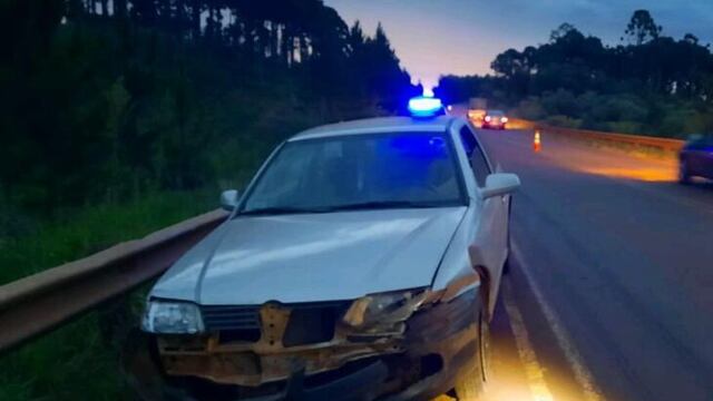 Campo Ramón: maneja alcoholizado y despistó con su auto en la ruta
