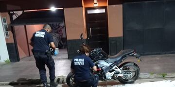 La puerta de la casa de Rodrigo Becker, sonde terminó siendo asesinado. Vía País @jennydiserio