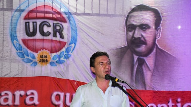 Unos se comen las uñas y otros se divierten en el carnaval