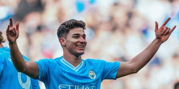 Julián Álvarez está entre los mejores 10 jugadores del año.