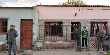 Allanaron y detuvieron a dos mujeres que obligaban a otras a prostituirse en Salta.