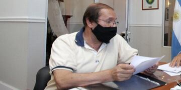 El intendente de Carbó, internado en terapia intensiva.