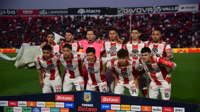 Noche de pesadilla de Instituto, goleado como local.