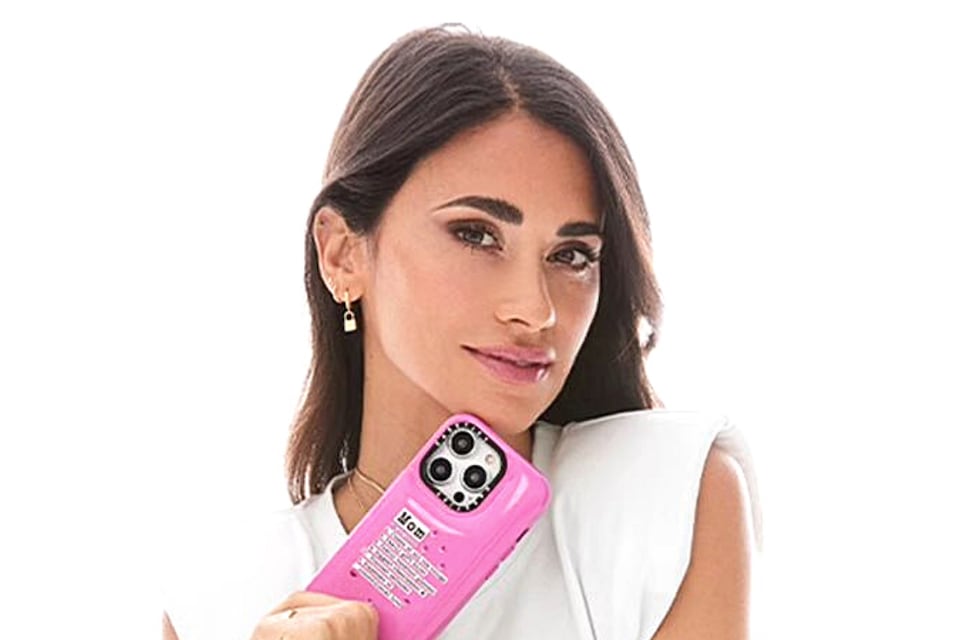 Edición limitada e inspiradas en su familia: cuánto cuestan las fundas para celulares que lanzó Antonela Roccuzzo