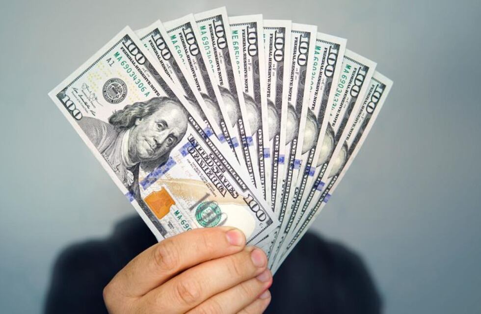 Dólar blue en Rosario: cómo cierra la primer semana de mayo la divisa paralela