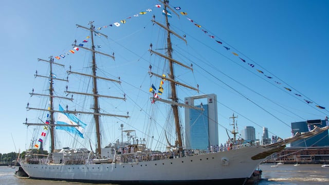 Fragata ARA “Libertad”