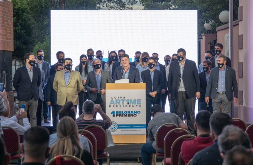 Armando Pérez da a conocer su lista; el Luifa ya la oficializó