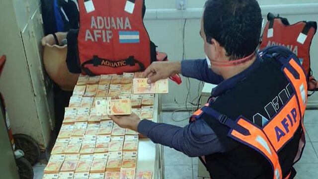Incautaron $ 14 millones y mercadería que trasladaban de Formosa a Paraguay de contrabando