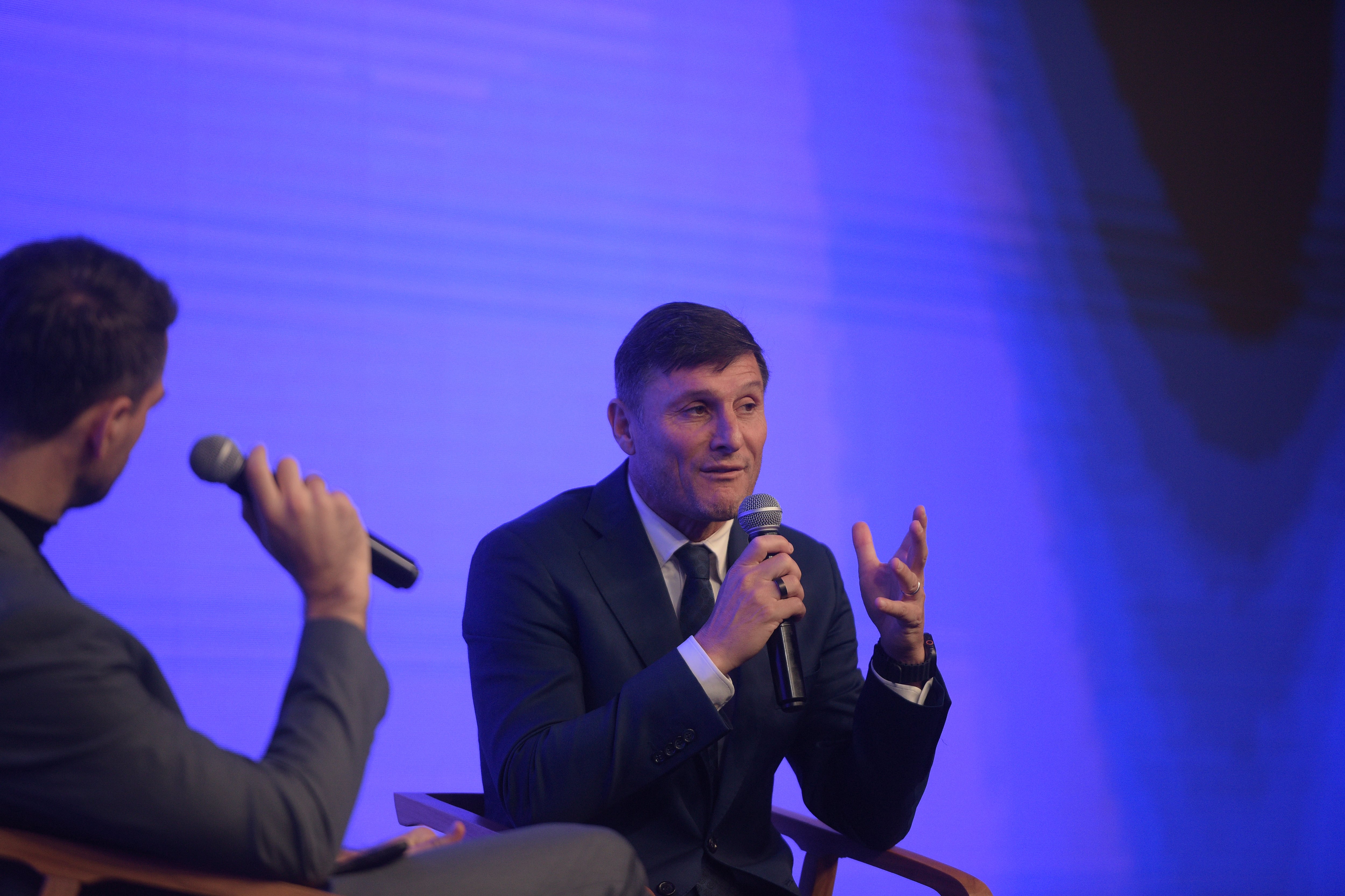 Javier Zanetti en el marco de su disertación en el Sports Sessions 2025 en el Complejo Feriar. (José Gabriel Hernández / La Voz)