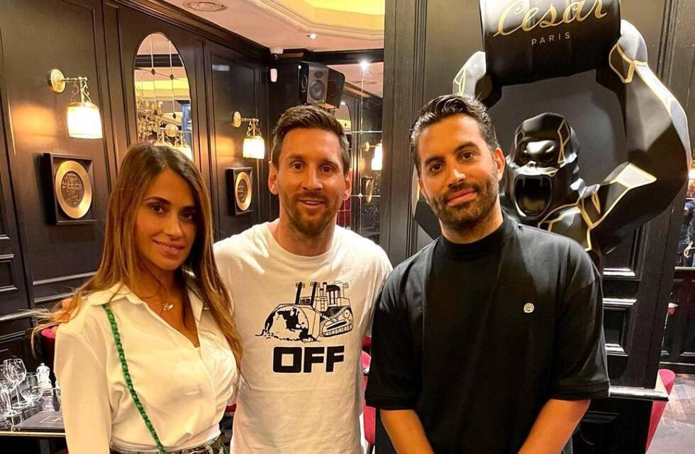 Lionel Messi y Antonela Roccuzzo subieron blooper de cena romántica en París
