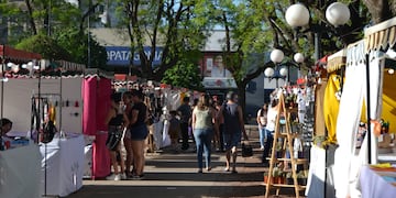 Nueva edición de Plaza Feria en la Plaza 25 de Mayo