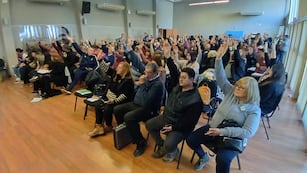 La asamblea de la UEPC aceptó la oferta salarial del Gobierno para el segundo semestre (UEPC).