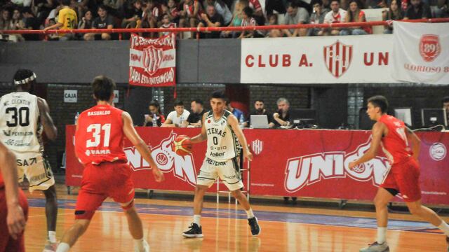 El mejicano Andrés Jaimes debutó en el encuentro entre Atenas y Unión de Santa Fe. (Gabriel Palomeque para La Liga Contenidos)