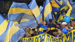 Los hinchas de Boca coparon el Hard Rock Café ante el Bayern Munich (AP).