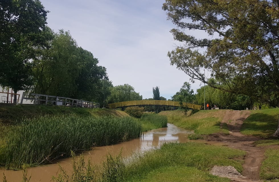 Se frenó el dragado en el Arroyo Napostá