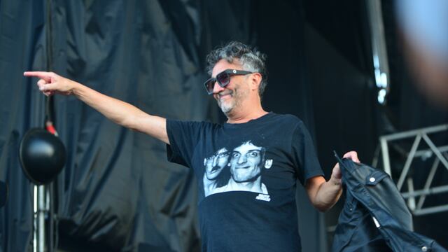 El compositor de 58 años se presentó con su banda en Cosquín Rock 2022.  (Javier Ferreyra)