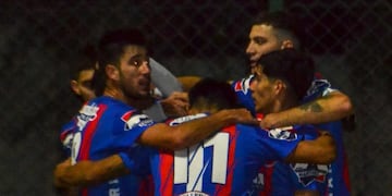 Rosario recibe a Atlético Monte Hermoso.