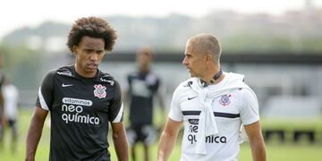 Corinthians descartó a Willian para su próximo partido luego de la visita de Anvisa.