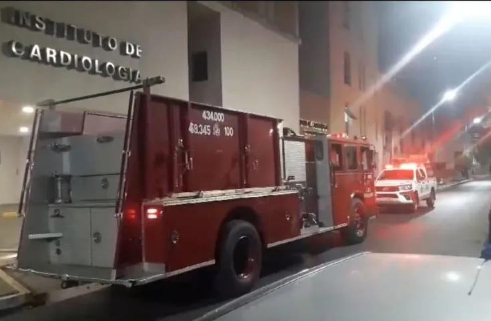 Susto en Corrientes: así quedó el instituto de cardiología tras el incendio que obligó a evacuar pacientes