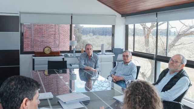 Salto Grande, el Archivo General de la Nación y CAFESG trabajan en la recuperación de material histórico de Federación.