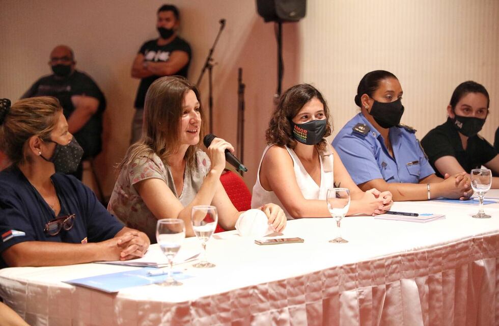 Iguazú: la Ministra de Seguridad, Sabina Frederic cerró el ciclo “La Fuerza de las Mujeres”