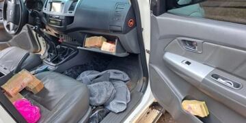 Santa Ana: secuestran dinero sin declarar transportado en un vehículo.