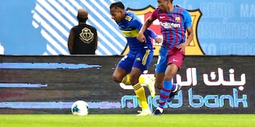 Boca enfrenta a Barcelona.