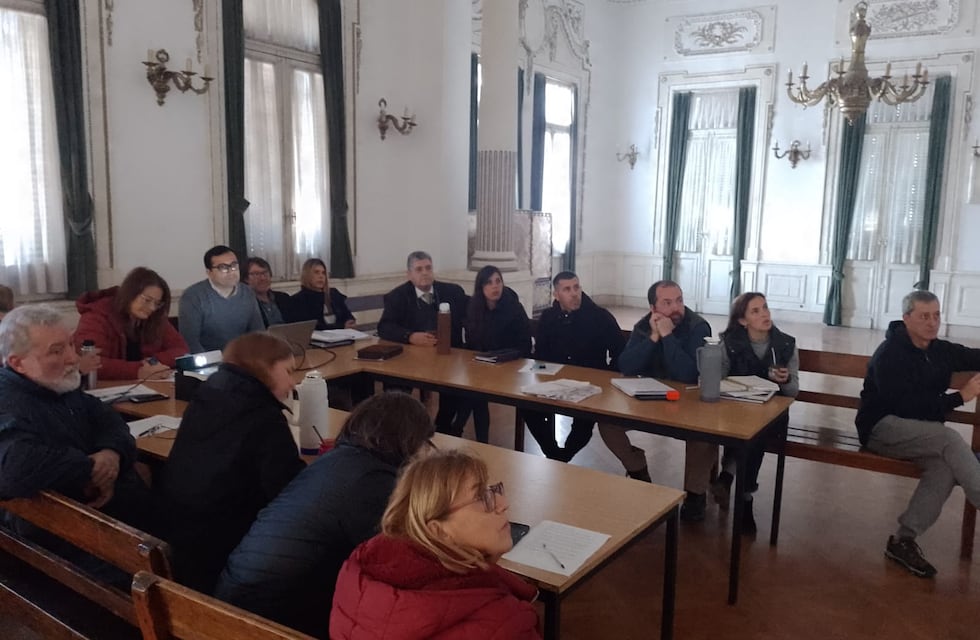 Sergio Garcimuño se presentó en la Comisión de Hacienda de Tres Arroyos