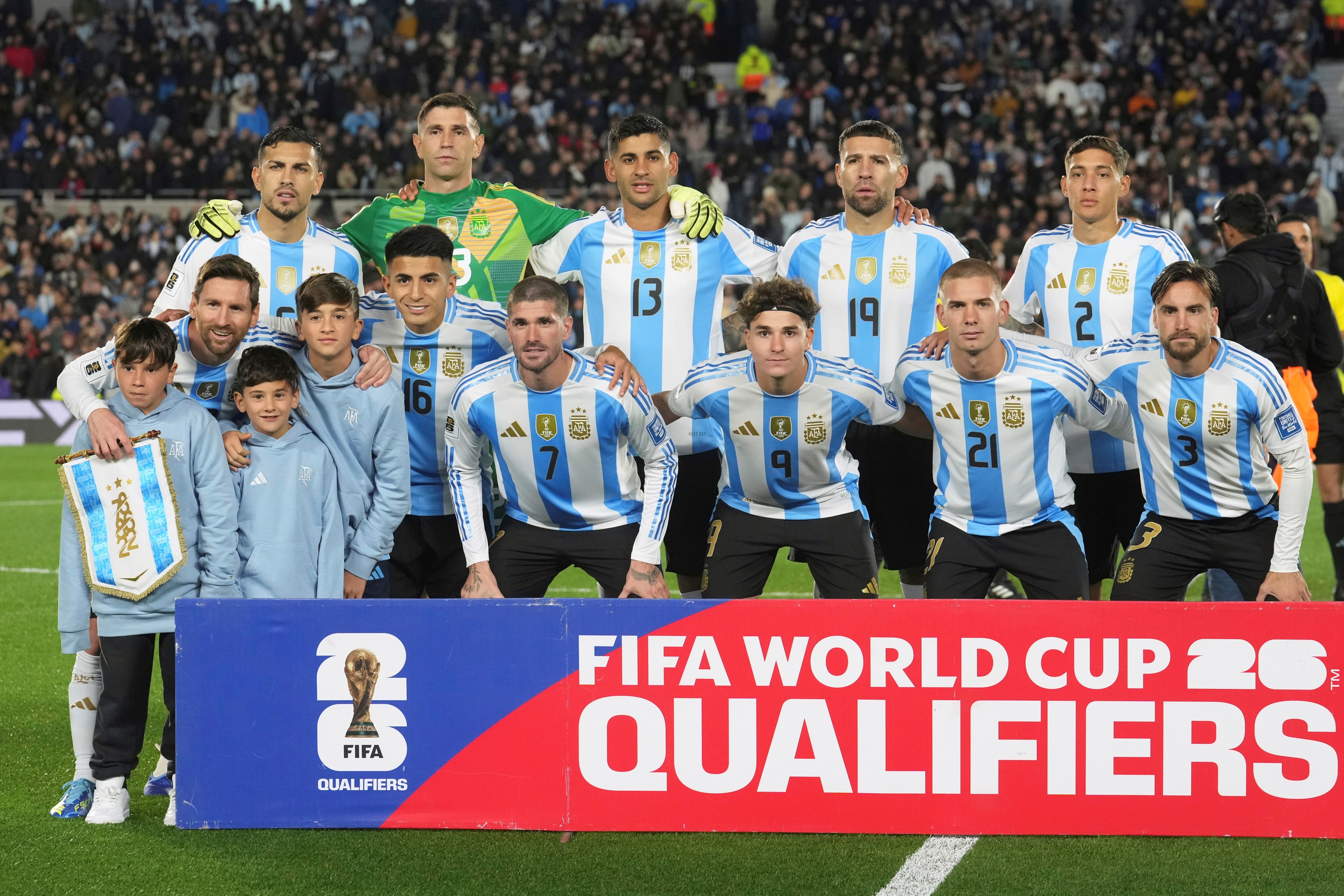 La formación ante Venezuela, con Messi. (AP Photo/Gustavo Garello)