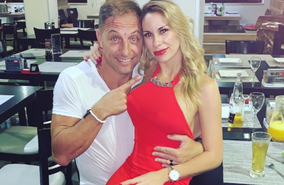 Quién es Romina Ortega, la esposa del árbitro Néstor Pitana que ahora conquista en OnlyFans