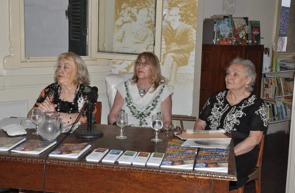 Negula Macías presentará “Libro de Arte” en el Museo Mulazzi