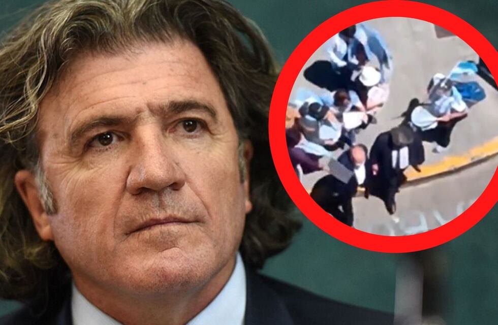 Militantes provida atacaron a José Luis Ramón y lo trataron de “asesino”