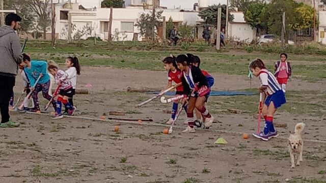 Rosario Puerto Belgrano se quedó sin hockey.