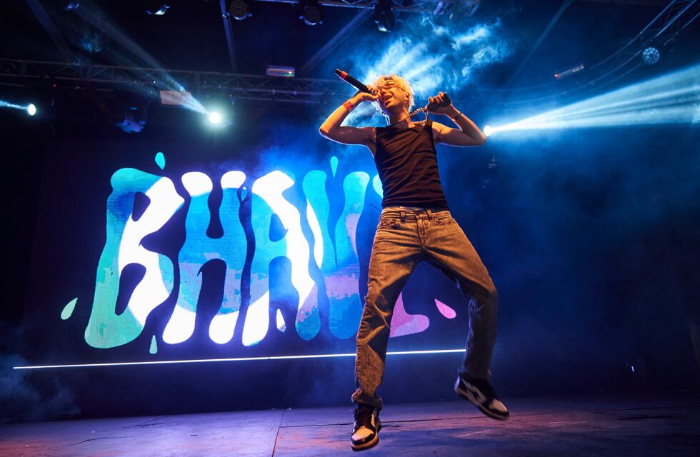 Neo Pistea y Bhavi encendieron el escenario del Konex en la nueva edición del Movistar FriStyle