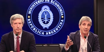 El presidente del Banco Central, Santiago Bausili, y el ministro de Economía, Luis Caputo. Foto NA: MARIANO SÁNCHEZ
