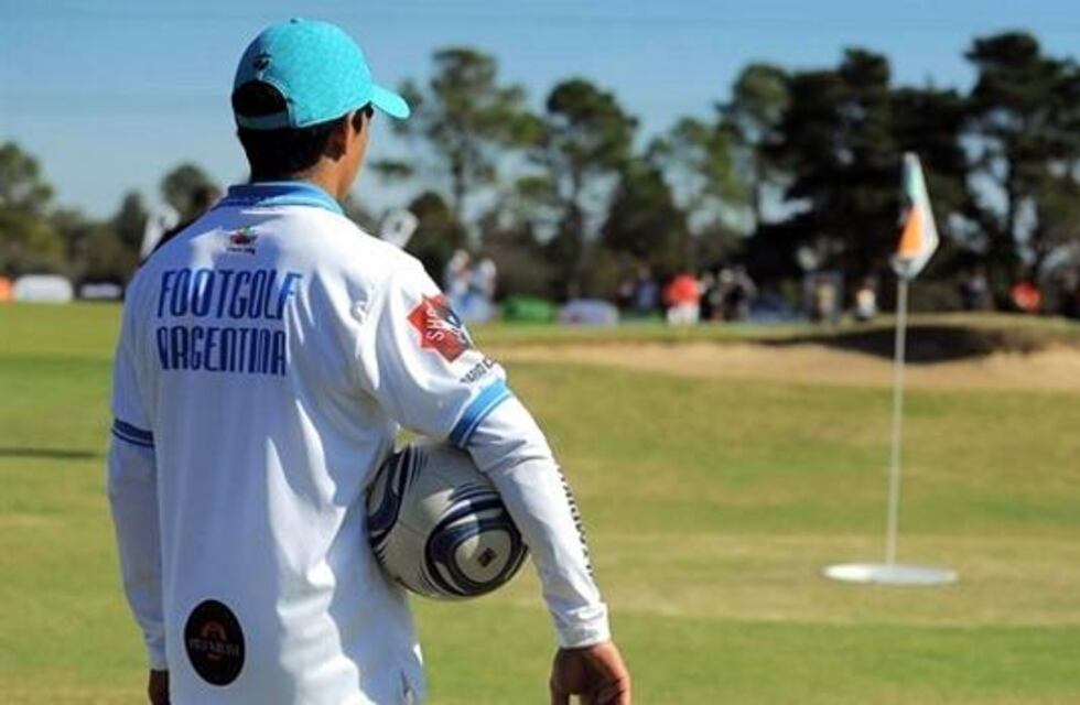 El footgolf, el nuevo juego que crece en el país con exponentes puntanos