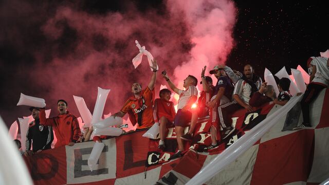 River y Racing se enfrentaron por un partido correspondiente a la fecha 22 de la Liga Profesional en el Monumentald e Núñez. Foto de Clarín.