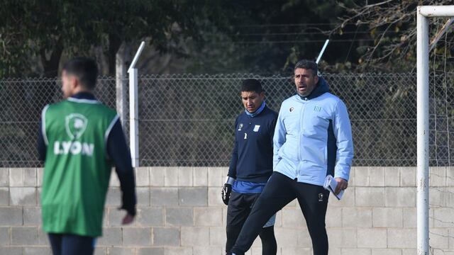 Diego Pozo va por su primera victoria en Racing, y para cortar el maleficio de once fechas sin triunfos.