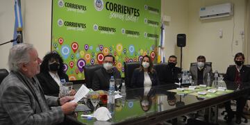 Se formalizó este viernes en el ministerio de Educación provincial.