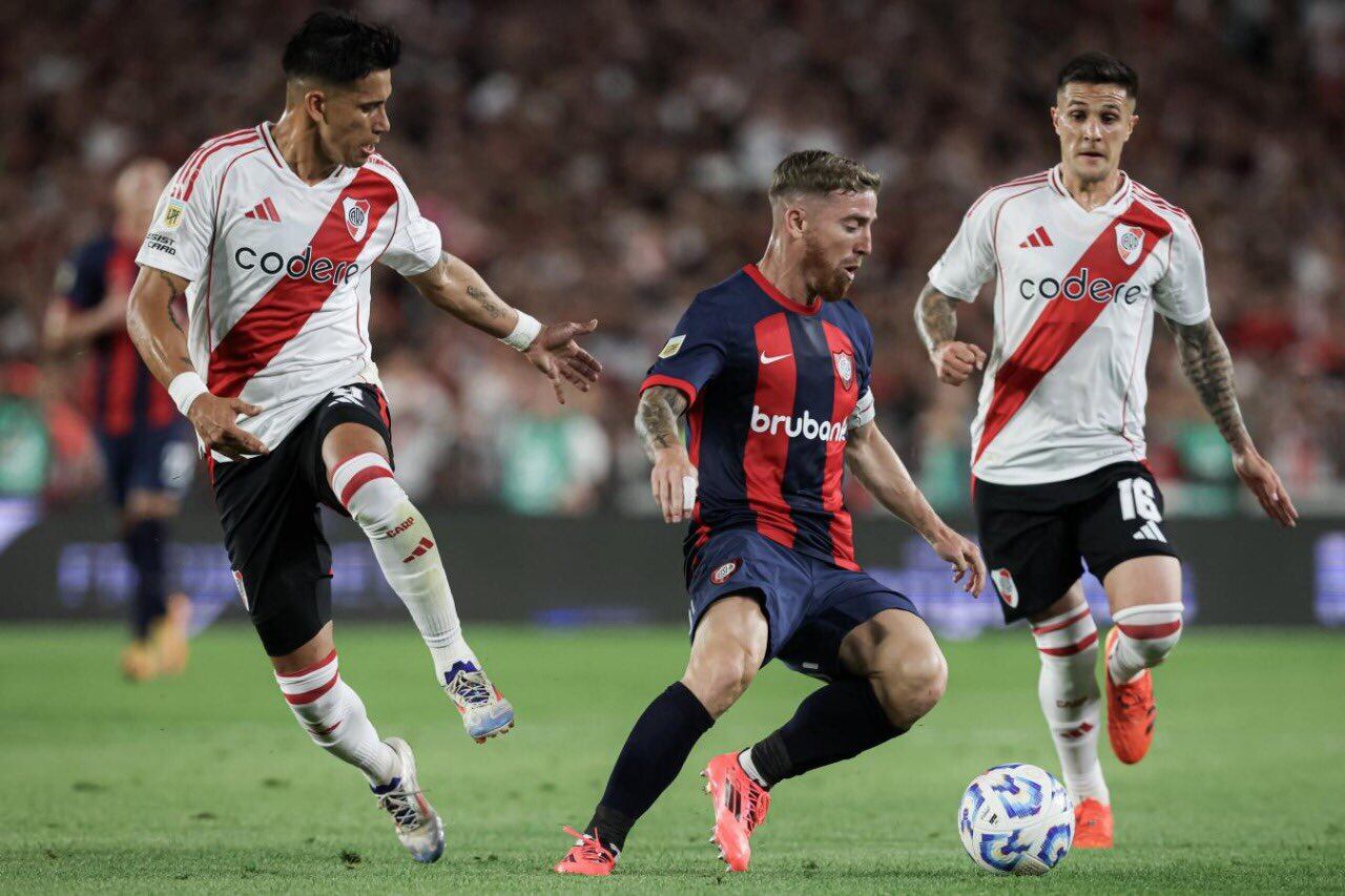 River se cruzará con San Lorenzo por la fecha tres del Apertura de la Liga Profesional. La última vez que los equipos se vieron las caras, el partido terminó en empate (1-1). (Crédito: X/NTricampeon)