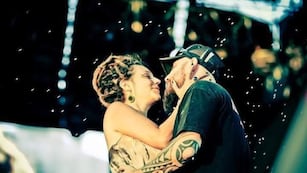 Tamara y Marcelo se casaron sobre el escenario principal del Cosquín Rock, en 2013.