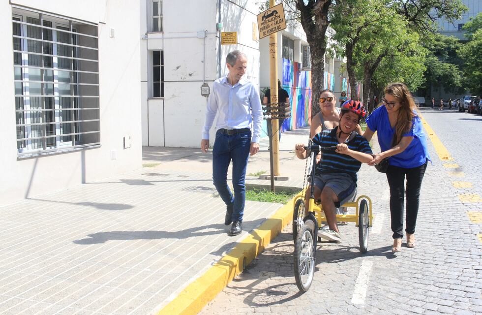 El municipio entregó bicicletas adaptadas