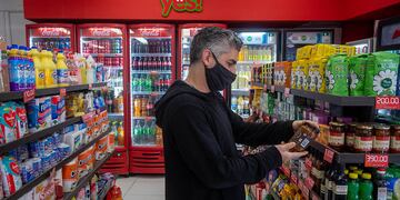 En Mendoza, una familia tipo necesitó $78.609 durante febrero para no caer en la pobreza. Ignacio Blanco / Los Andes