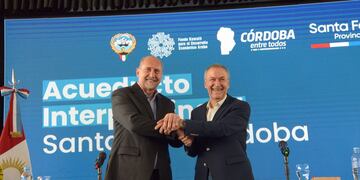 Acueducto Santa Fe-Córdoba: Schiaretti, junto a Perotti.