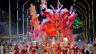 Comparsa “Marí Marí” del Carnaval del País