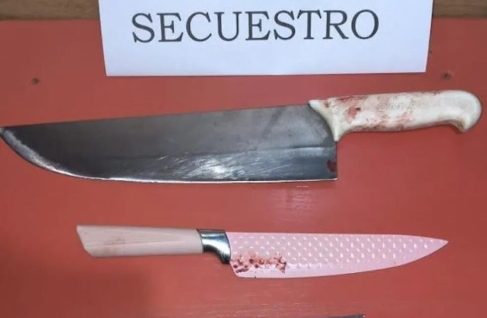 Una pareja se atacó a cuchillazos en San Vicente y tuvieron que se hospitalizados