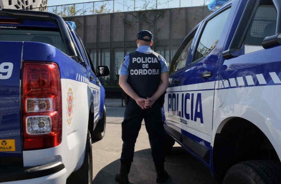 Violencia de género en Córdoba: denuncia contra un ex comisario de la Policía de Córdoba